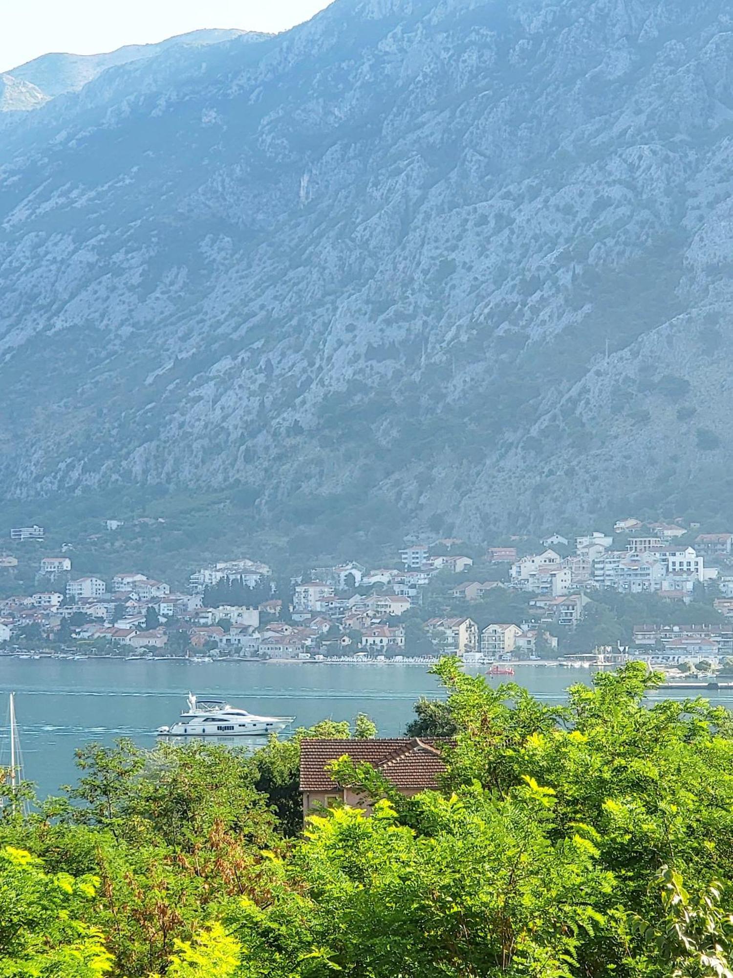 Zoi Apartment Kotor Exterior photo
